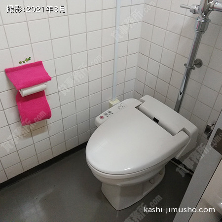 男性トイレ