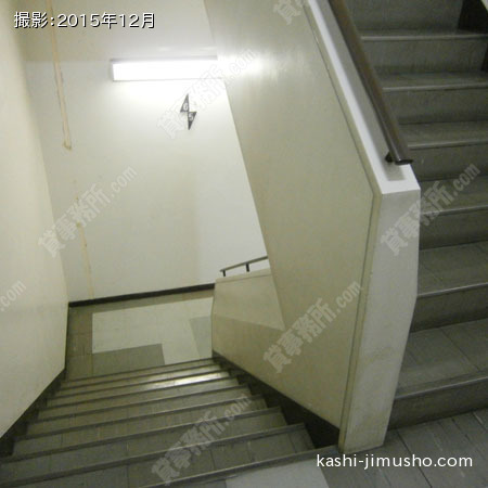 共用階段