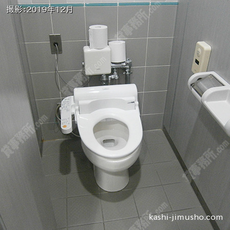 男性トイレ