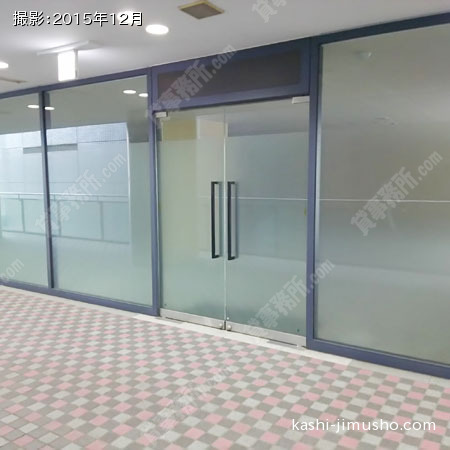 店舗入口