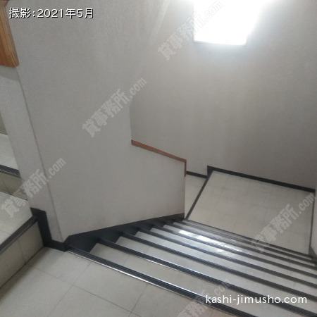 共用階段