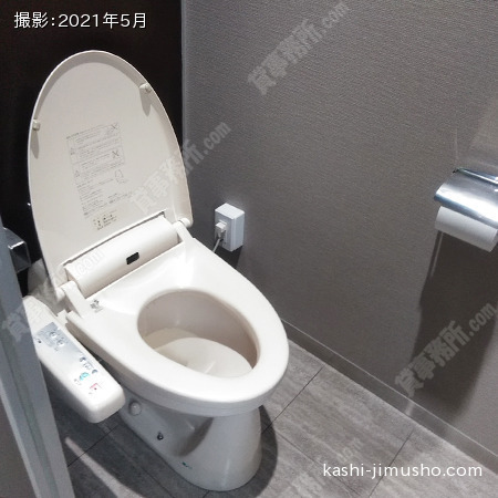 男性トイレ