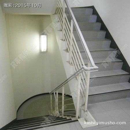 共用階段