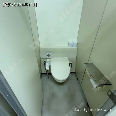 男性トイレ
