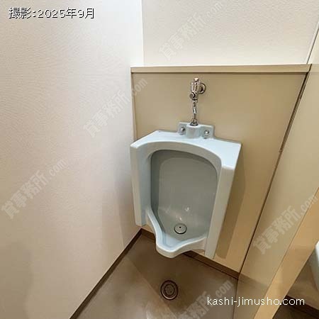 男性トイレ