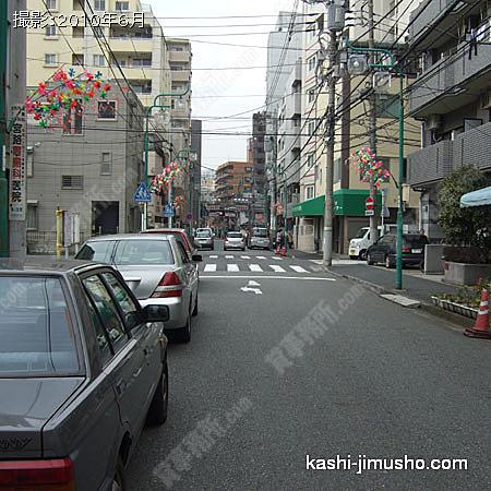  前面の平沼商店街