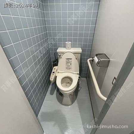 男性トイレ