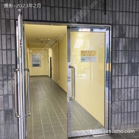 ビル入口