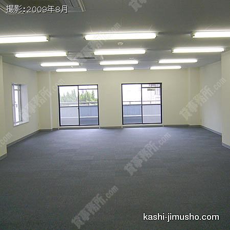 上層階貸室内