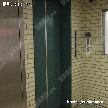 エレベーターホール 