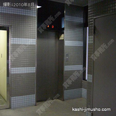 エレベーターホール 