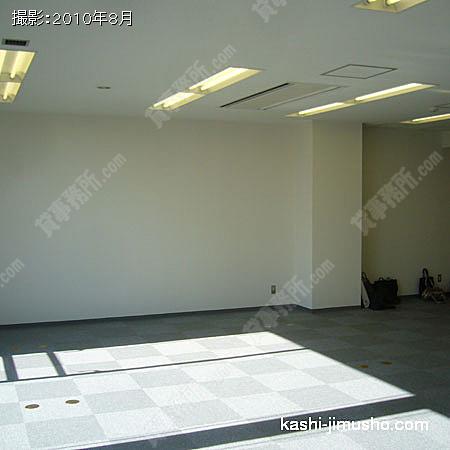室内 