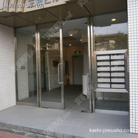 ビル入口