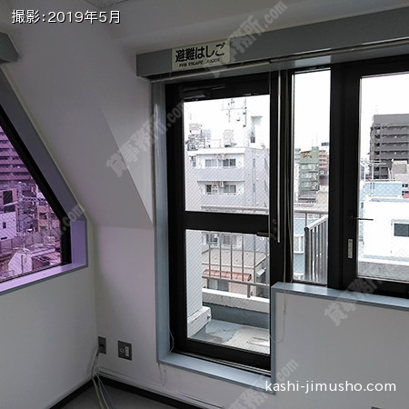 ベランダ入口(6階)
