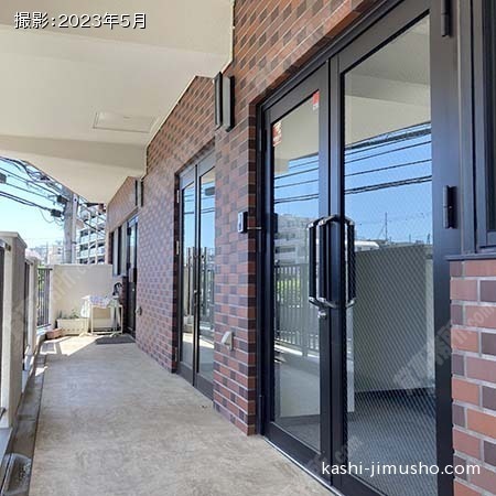 貸室前(2階)
