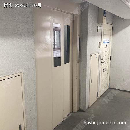貸室階エレベーターホール 貸室階エレベーターホール