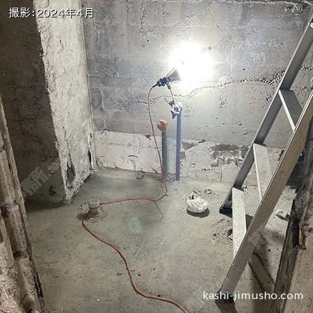 貸室内(8階）