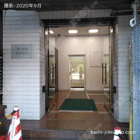 ビル入口