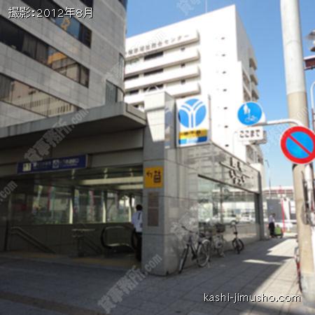 桜木町駅の入口 