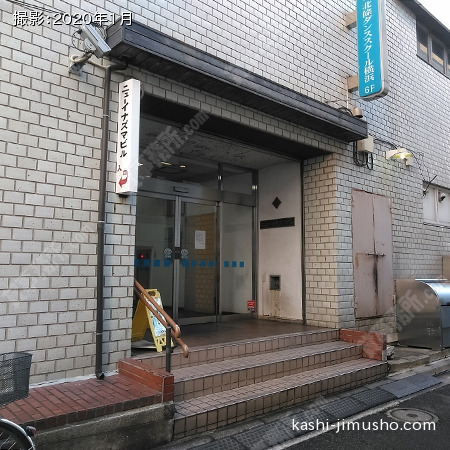 ビル入口