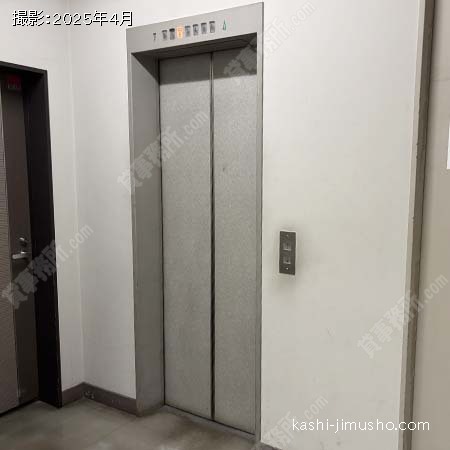 貸室階エレベーター