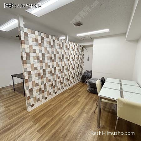 貸室内(2階)※原状回復前