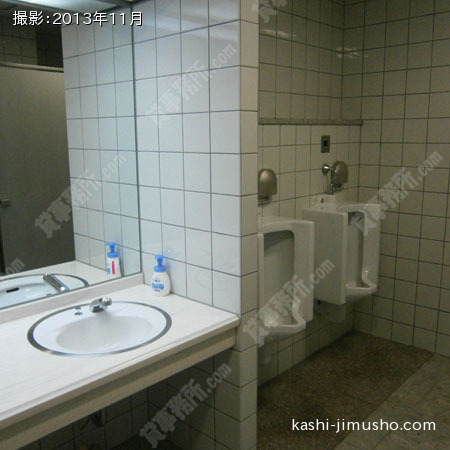 男性トイレ