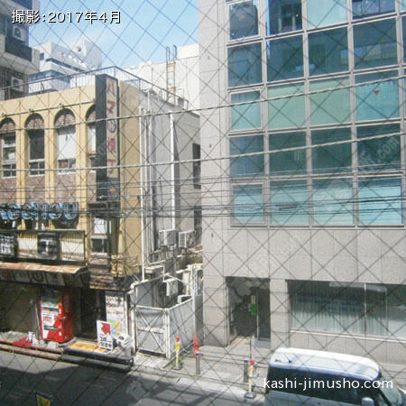 201号室貸室内窓からの景色② 201号室貸室内窓からの景色②