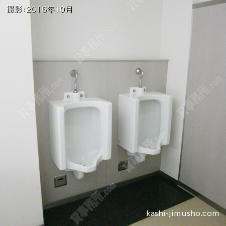 男性トイレ