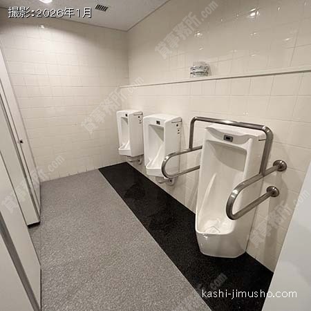 男性トイレ