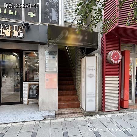 ビル入口