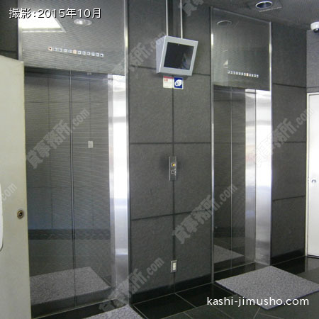 エレベーター前 エレベーター前