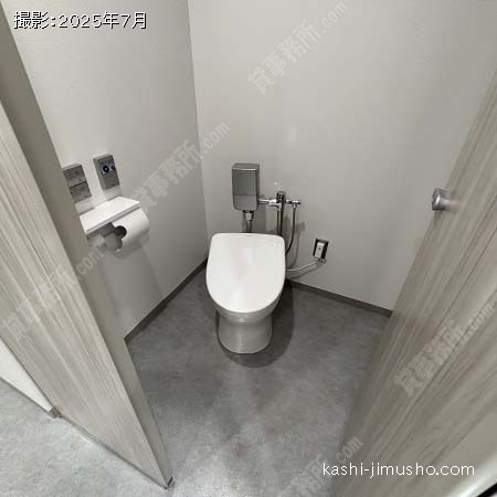 男性トイレ
