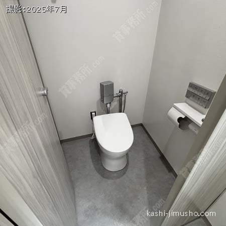 男性トイレ