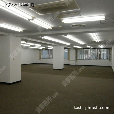 A室貸室内