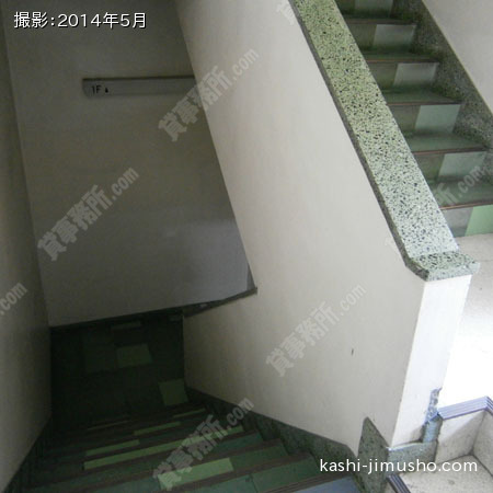 共用階段