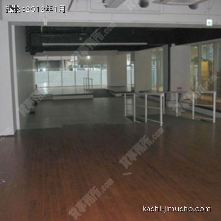 室内 (店舗仕様部分)