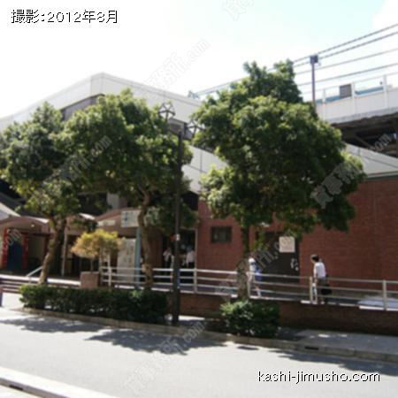  目の前は関内駅北口