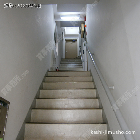 共用階段