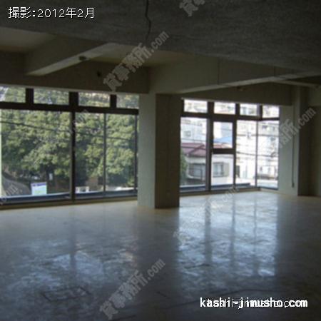 貸室内 