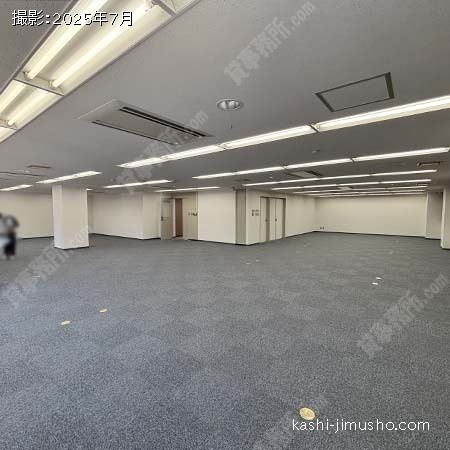 貸室内(8階)
