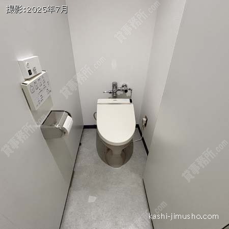 男性トイレ
