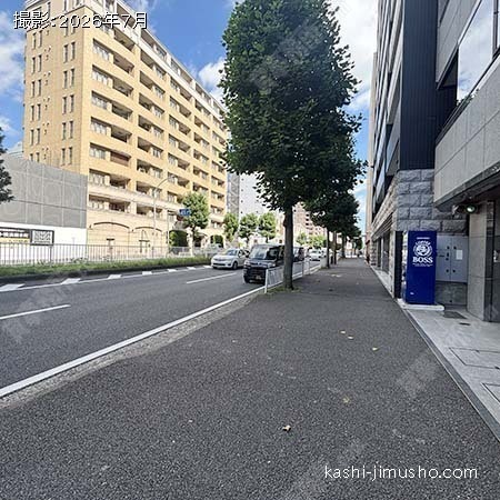 前面道路(新横浜通り)