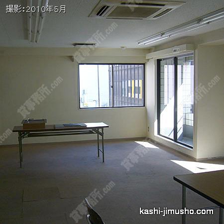 貸室内