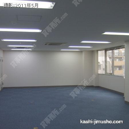  分割された貸室内