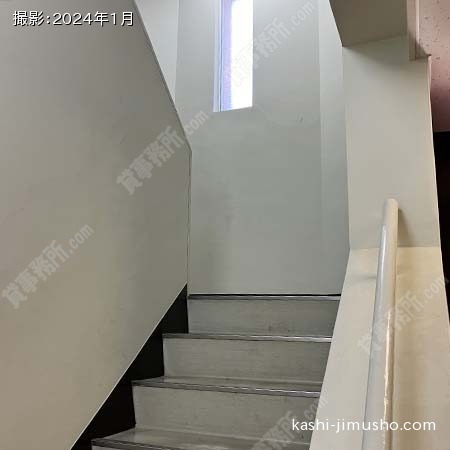 共用階段