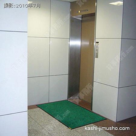 エントランス①