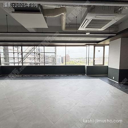 貸室内(9階A室)