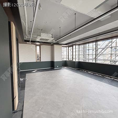 貸室内(9階A室)
