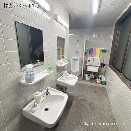 男性トイレ 男性トイレ